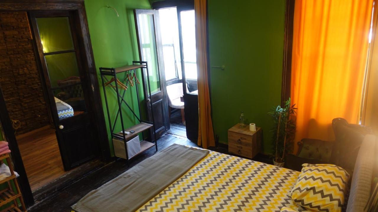 Titan House Hostel İzmir Exterior foto
